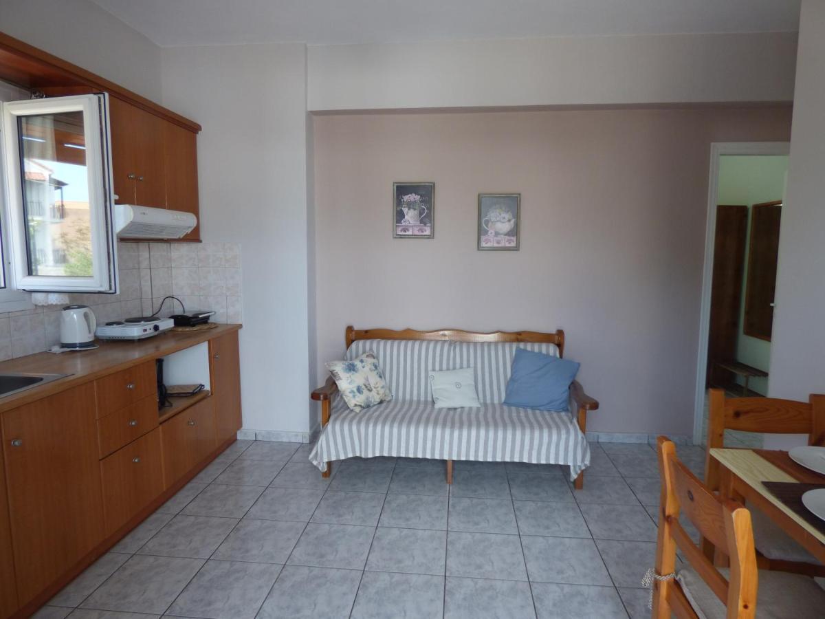 ארגוסטולי Anna Apartments מראה חיצוני תמונה
