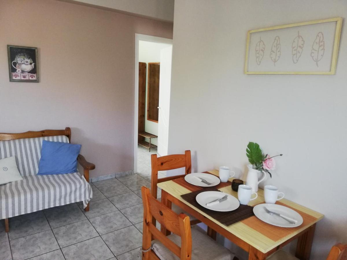 ארגוסטולי Anna Apartments מראה חיצוני תמונה